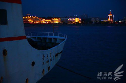出海喂鳥吃海鮮 山東長島讓你玩到爽