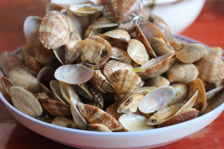 無(wú)與倫比的美味：長(zhǎng)島國(guó)際度假區(qū)的海鮮盛宴 - 西園的貓 - 風(fēng)從海面吹過來