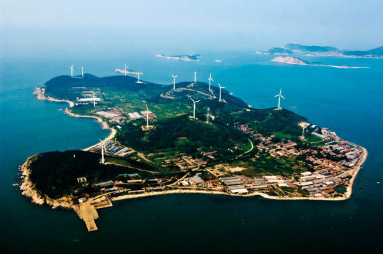 這是記者7月11日，航拍的山東省長島縣黑山島