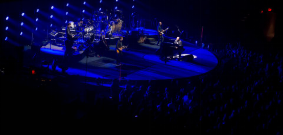 華麗歸來(lái)！紐約長(zhǎng)島體育館開(kāi)業(yè)首秀星光熠熠