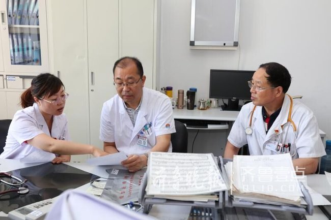 專家送醫(yī)上門，長島、棲霞市民在家門口就可以看病啦