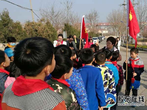 長島縣第一實驗學(xué)校社會實踐走進市政管理處